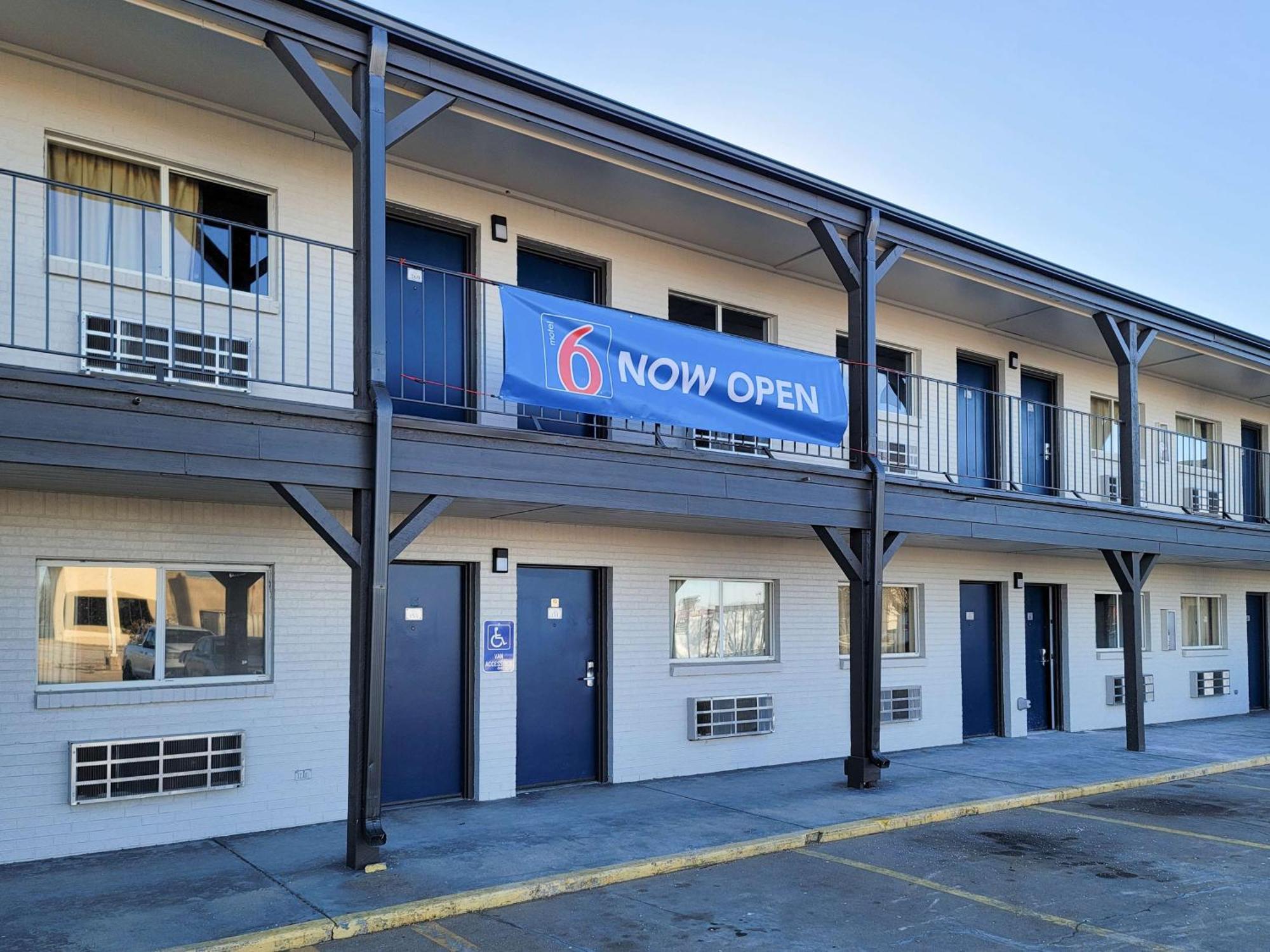 Motel 6 Wichita Ks South I35 Εξωτερικό φωτογραφία