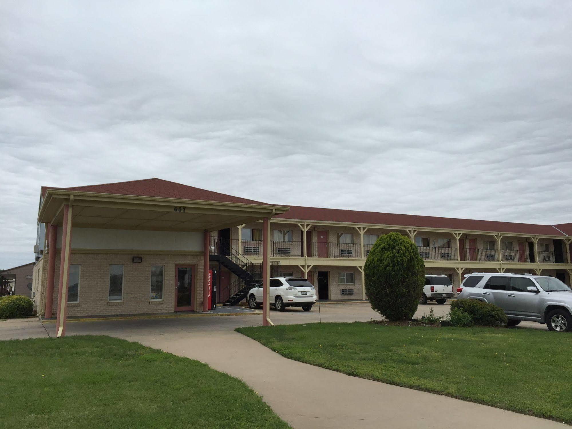 Motel 6 Wichita Ks South I35 Εξωτερικό φωτογραφία